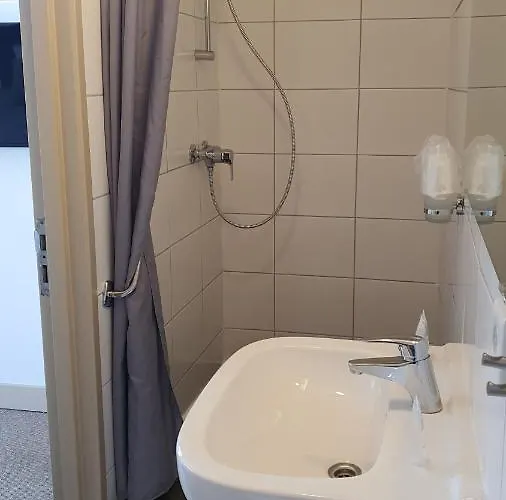 ホテル The Ark 2*